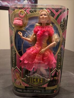 Mattel Glinda Doll in Hot Pink Layered Dress with Pink Purse